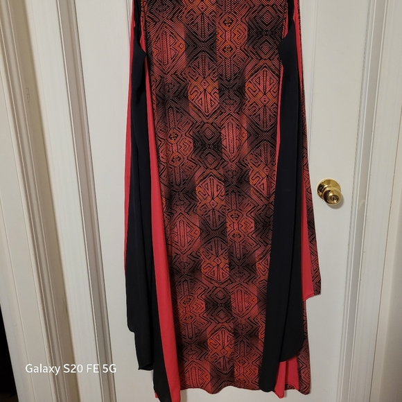 (4X) Black and Pink sleeveless dress - Picture 3 of 3